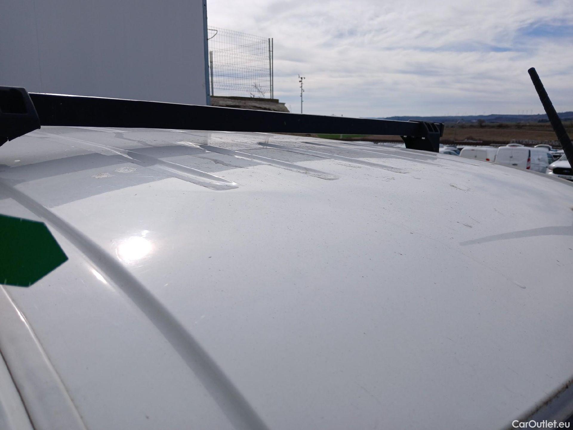  Peugeot  RIFTER PEUGEOT  / 2018 / 4P / combi Active Standard BlueHDi 73kW (IND) (CX2) #89