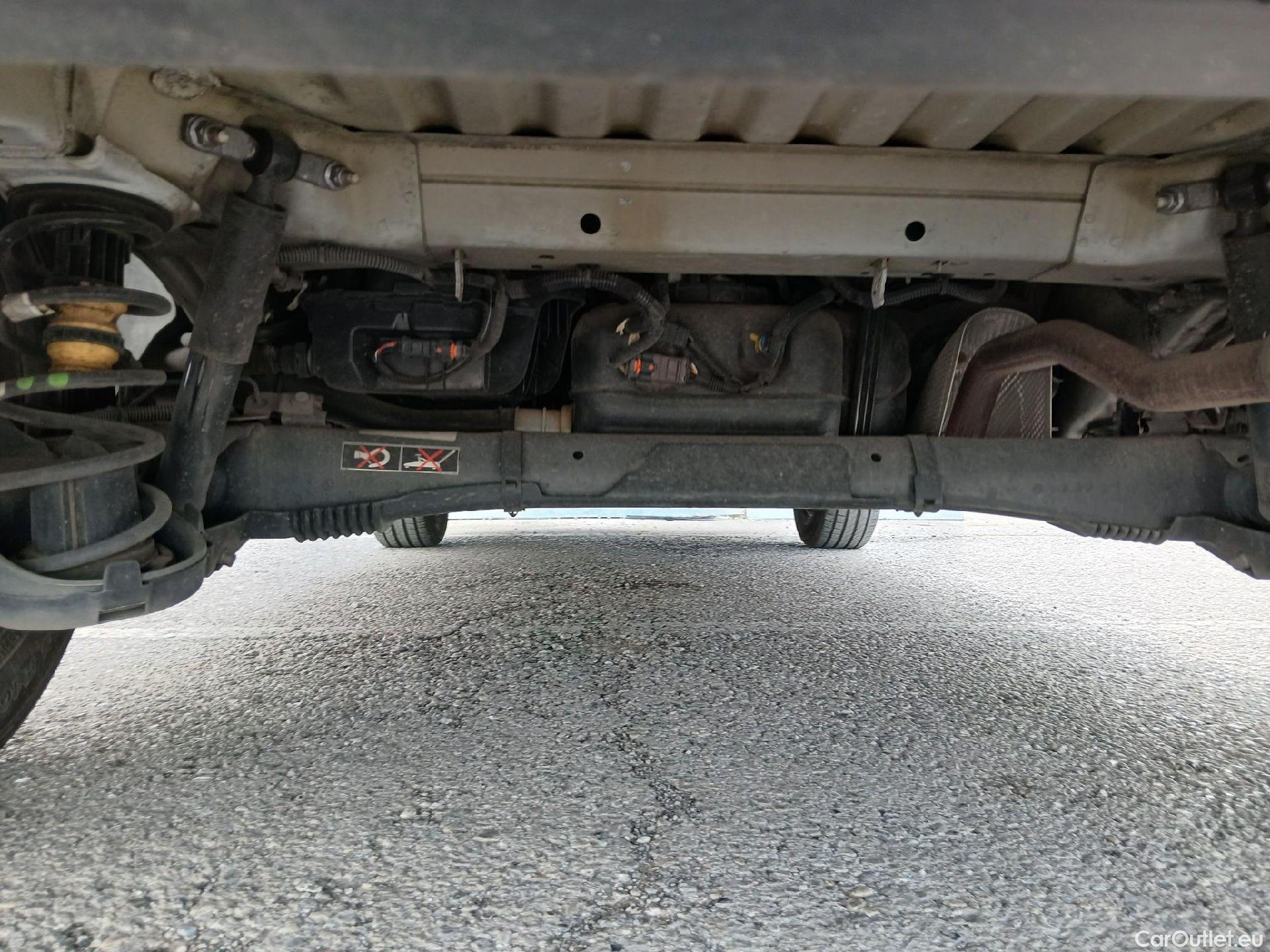  Peugeot  RIFTER PEUGEOT  / 2018 / 4P / combi Active Standard BlueHDi 73kW (IND) (CX2) #9