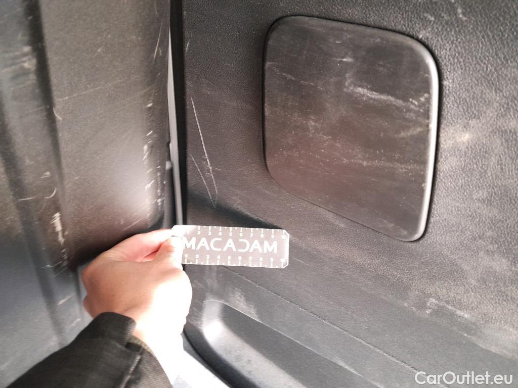  Opel  Combo OPEL  / 2018 / 3P / furgón derivado de turismo 1.5 TD S/S 75kW (100CV) Express L H1 650 #40