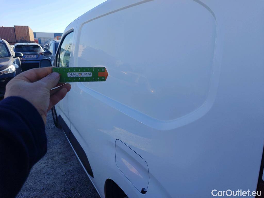  Opel  Combo OPEL  / 2018 / 3P / furgón derivado de turismo 1.5 TD 75kW (100CV) Express L H1 650kg (AC) #27