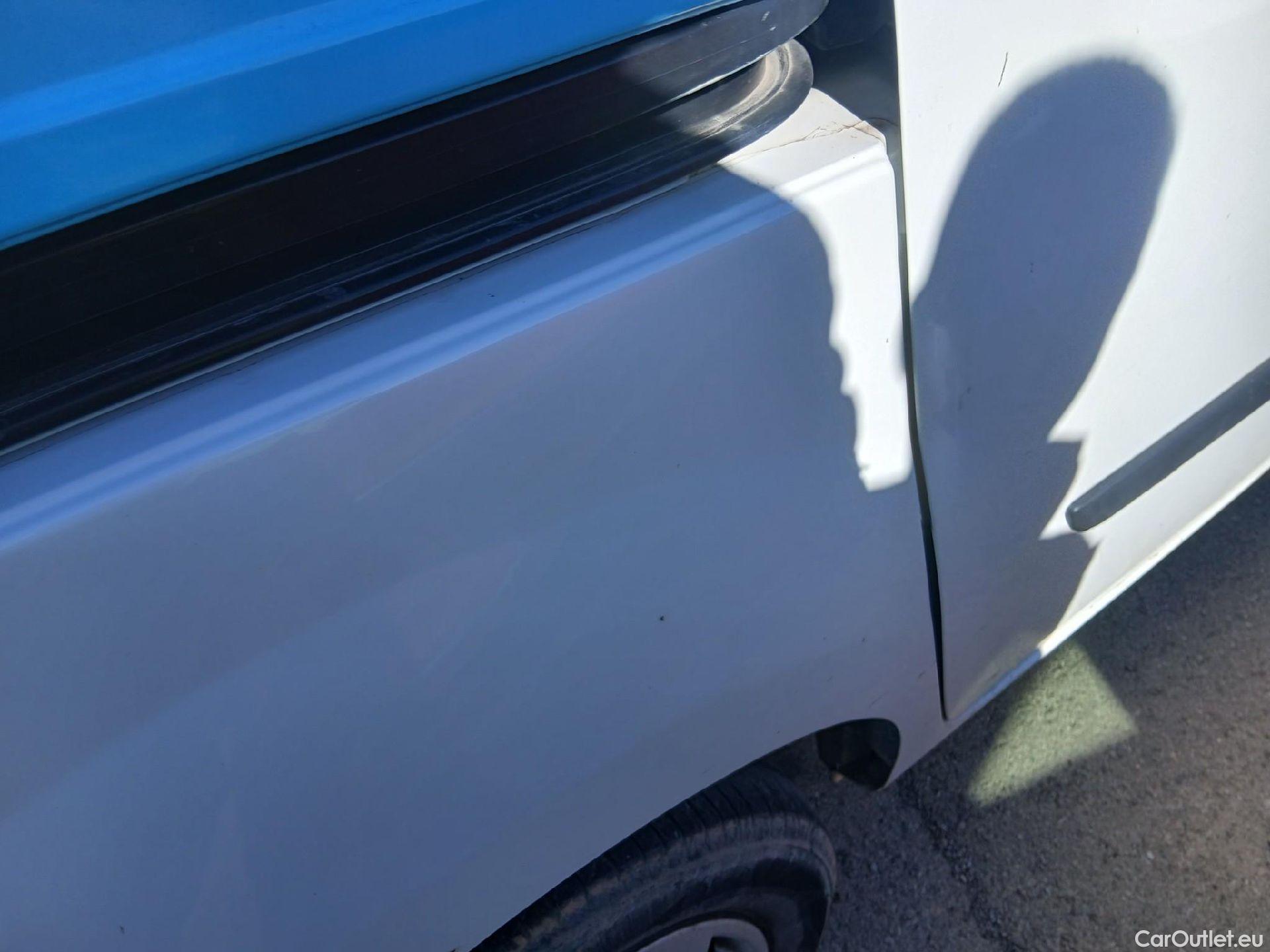  Nissan  NV200 NISSAN NV250 / 2019 / 4P / furgón 2pl 1.5dCi 70 kW (95CV) L1H1 ÓPTIMA #17