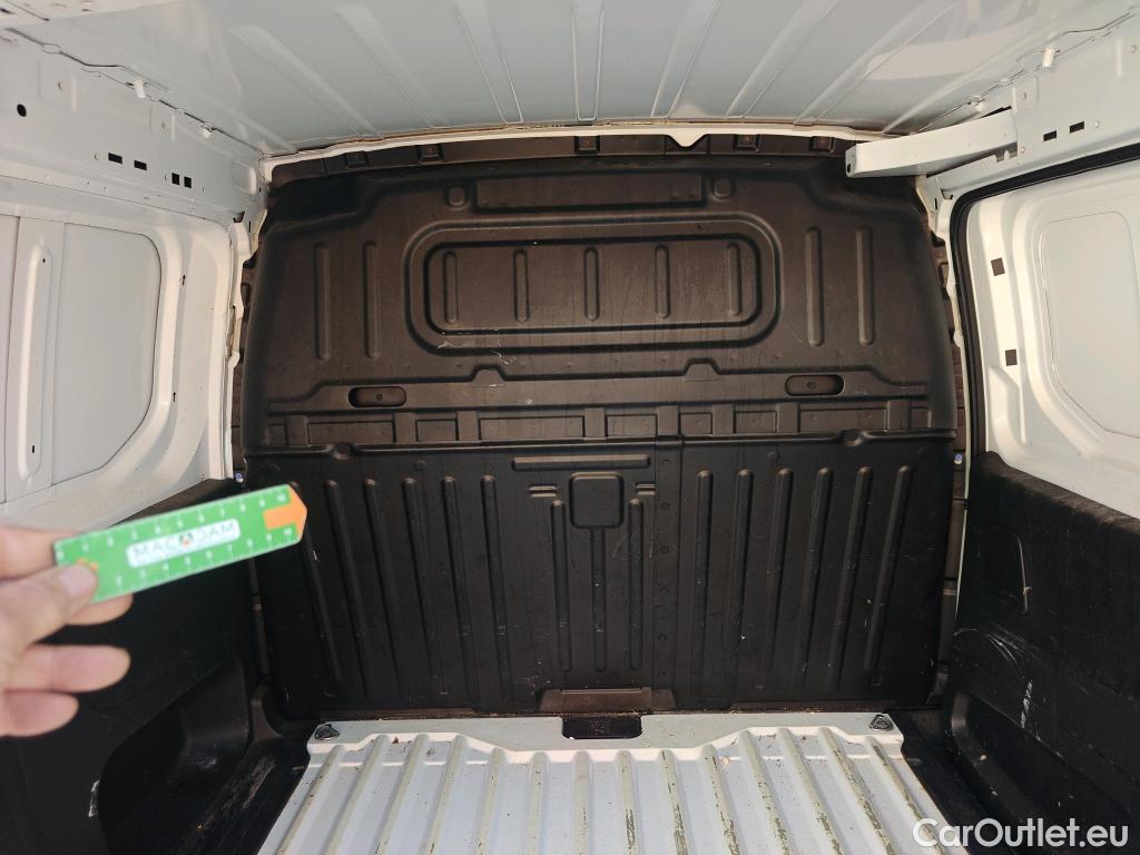  Opel  Combo OPEL  / 2018 / 3P / furgón derivado de turismo 1.5 TD 75kW (100CV) Express L H1 650kg (AC) #26