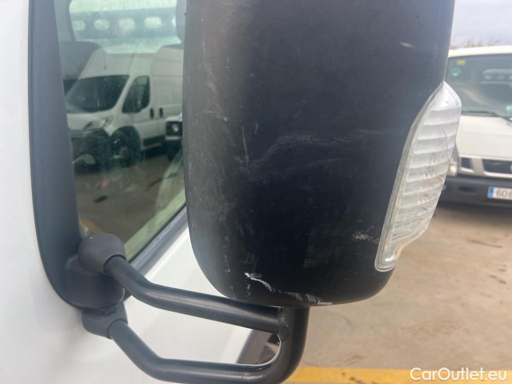  Nissan  NV400 NISSAN NT400 / 2014 / 2P / pick-up de lados abatibles 35.13/2 Básico CAL Cabina Abatible Media #37