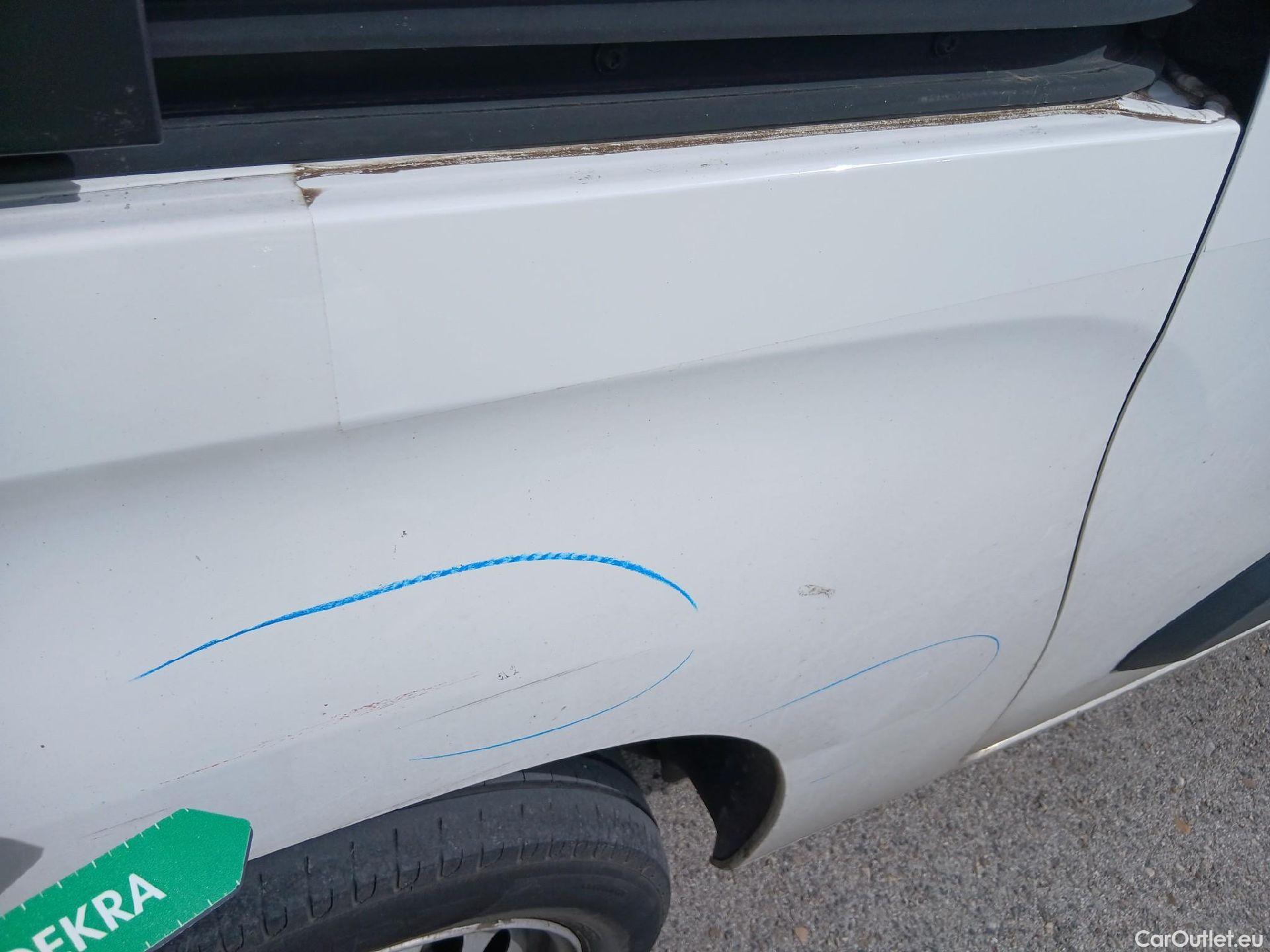  Citroen  Berlingo CITROEN  / 2018 / 4P / furgón derivado de turismo Talla XL BlueHDi 100 CONTROL #18