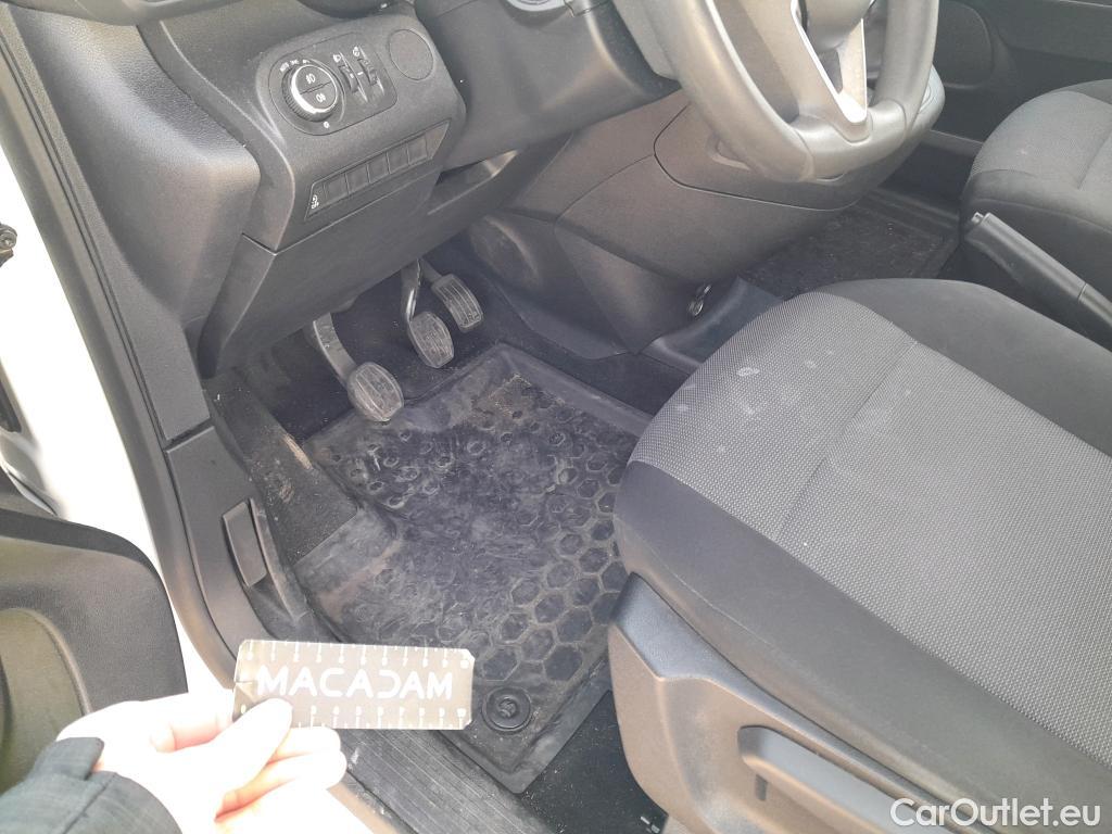  Opel  Combo OPEL  / 2018 / 3P / furgón derivado de turismo 1.5 TD S/S 75kW (100CV) Express L H1 650 #26