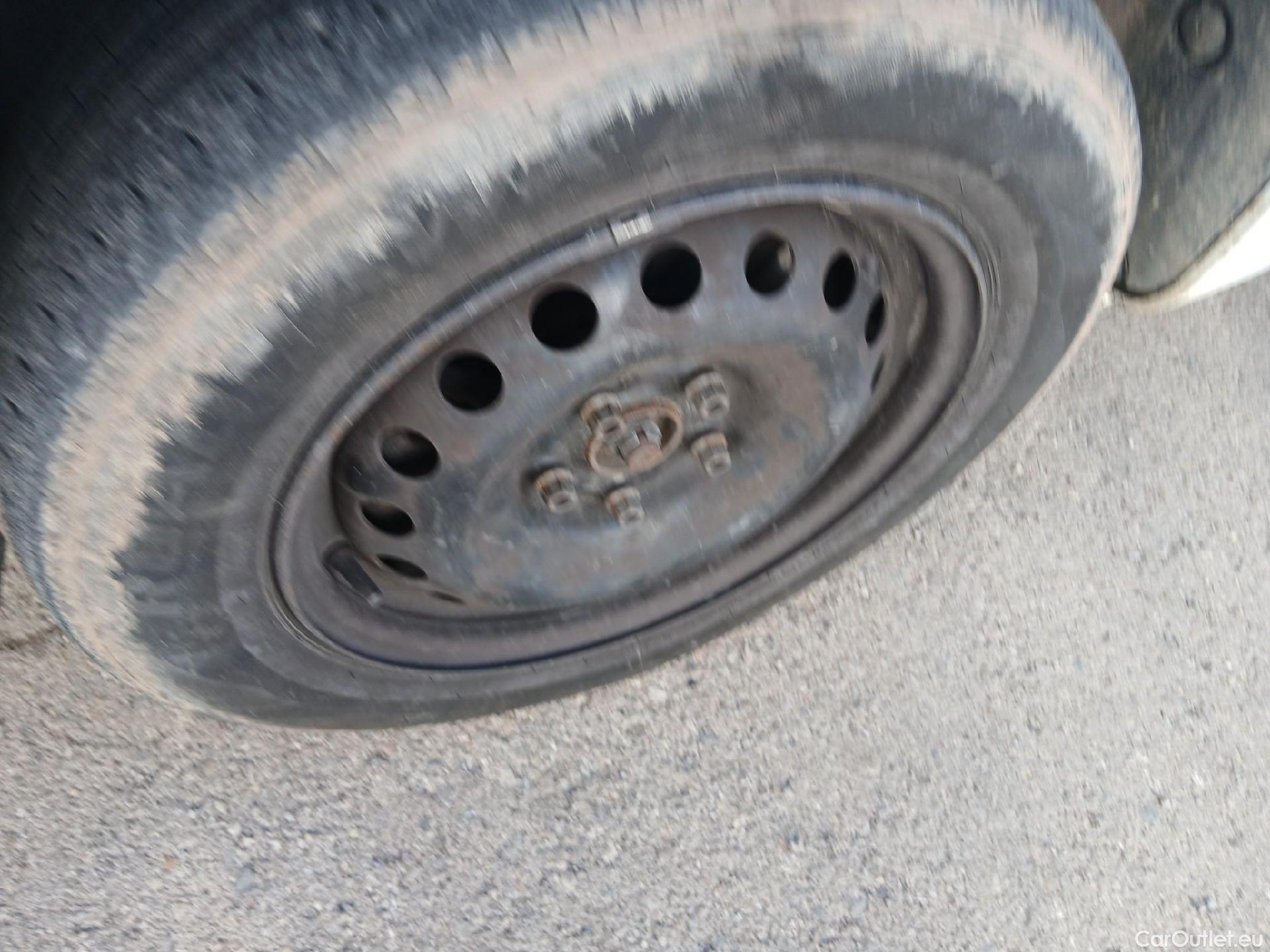  Nissan  NV200 NISSAN NV250 / 2019 / 4P / furgón 2pl 1.5dCi 70 kW (95CV) L1H1 ÓPTIMA #2