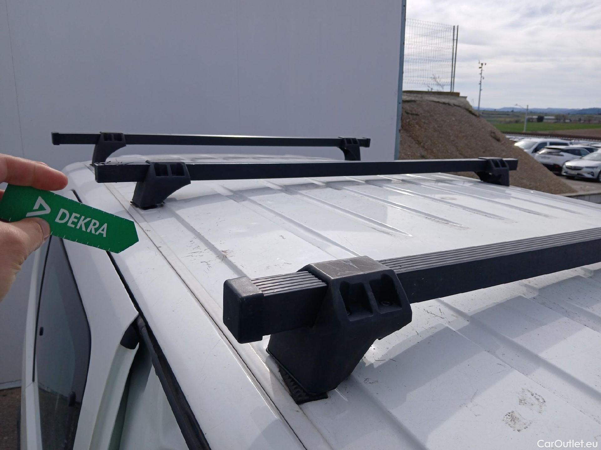  Peugeot  RIFTER PEUGEOT  / 2018 / 4P / combi Active Standard BlueHDi 73kW (IND) (CX2) #87