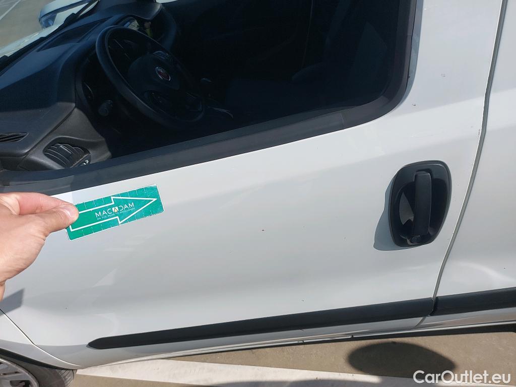  Fiat  Doblo FIAT Doblò Cargo/2015/4P/furgón derivado de turismo Cargo SX 1.6 Mjet 66kW (90CV) (AC) #12