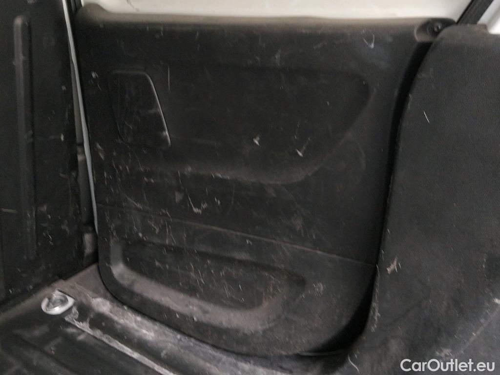  Citroen  Berlingo CITROEN  / 2018 / 3P / furgón derivado de turismo Talla M BlueHDi 100 CONTROL #16