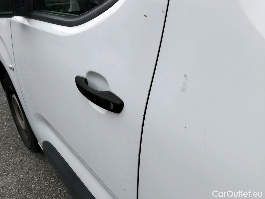  Citroen  Berlingo CITROEN  / 2018 / 3P / furgón derivado de turismo Talla M BlueHDi 100 CONTROL #29
