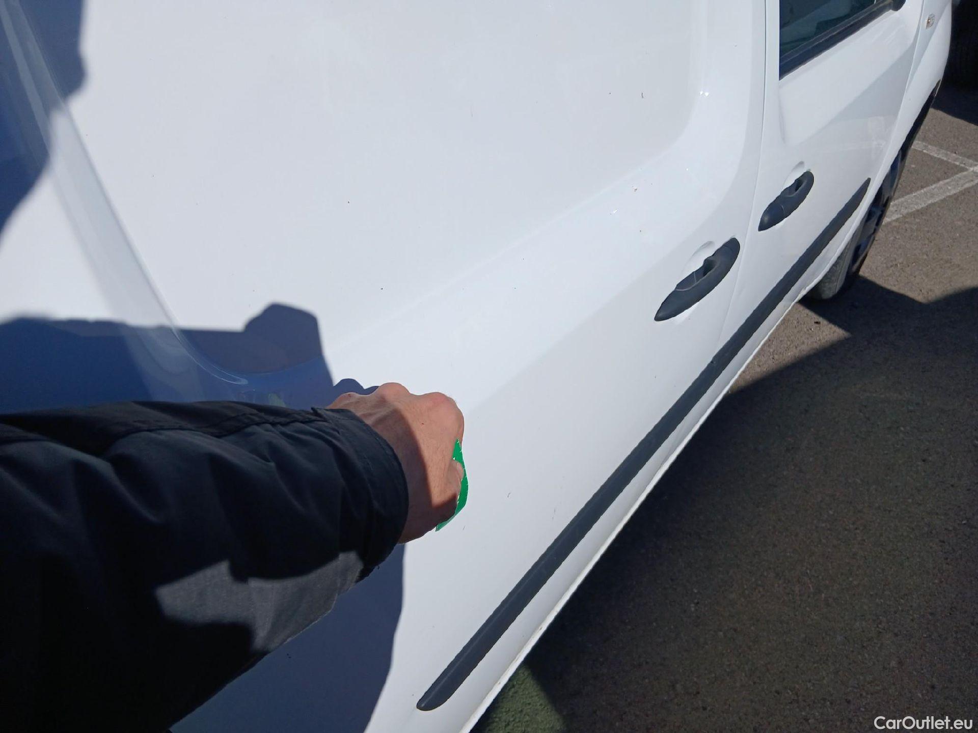  Nissan  NV200 NISSAN NV250 / 2019 / 4P / furgón 2pl 1.5dCi 70 kW (95CV) L1H1 ÓPTIMA #19