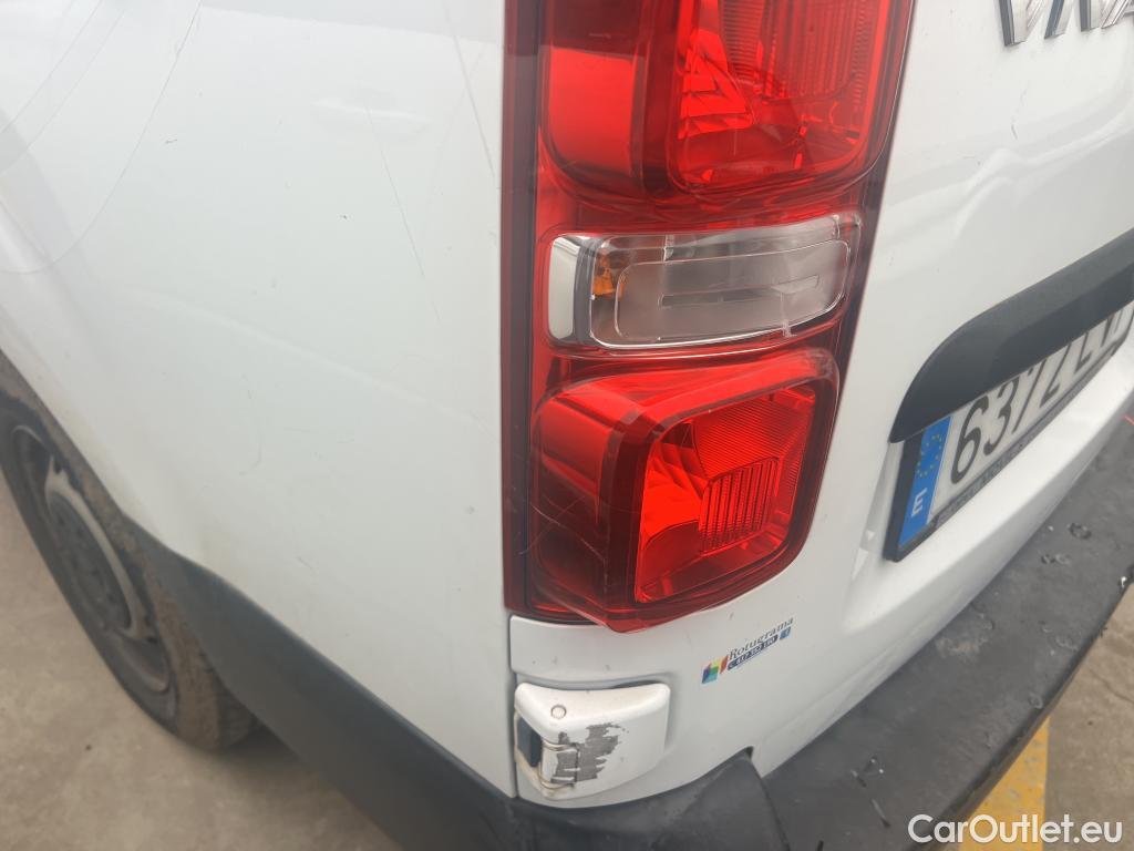  Opel  Vivaro OPEL  / 2019 / 4P / furgón 2.0 Diésel 88kW (120CV) L Inc. Select #45