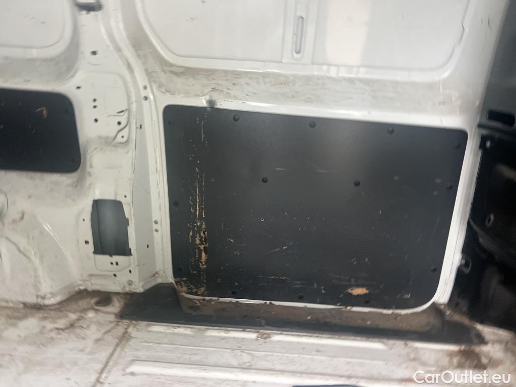  Opel  Vivaro OPEL  / 2019 / 4P / furgón 2.0 Diésel 88kW (120CV) L Inc. Select #33