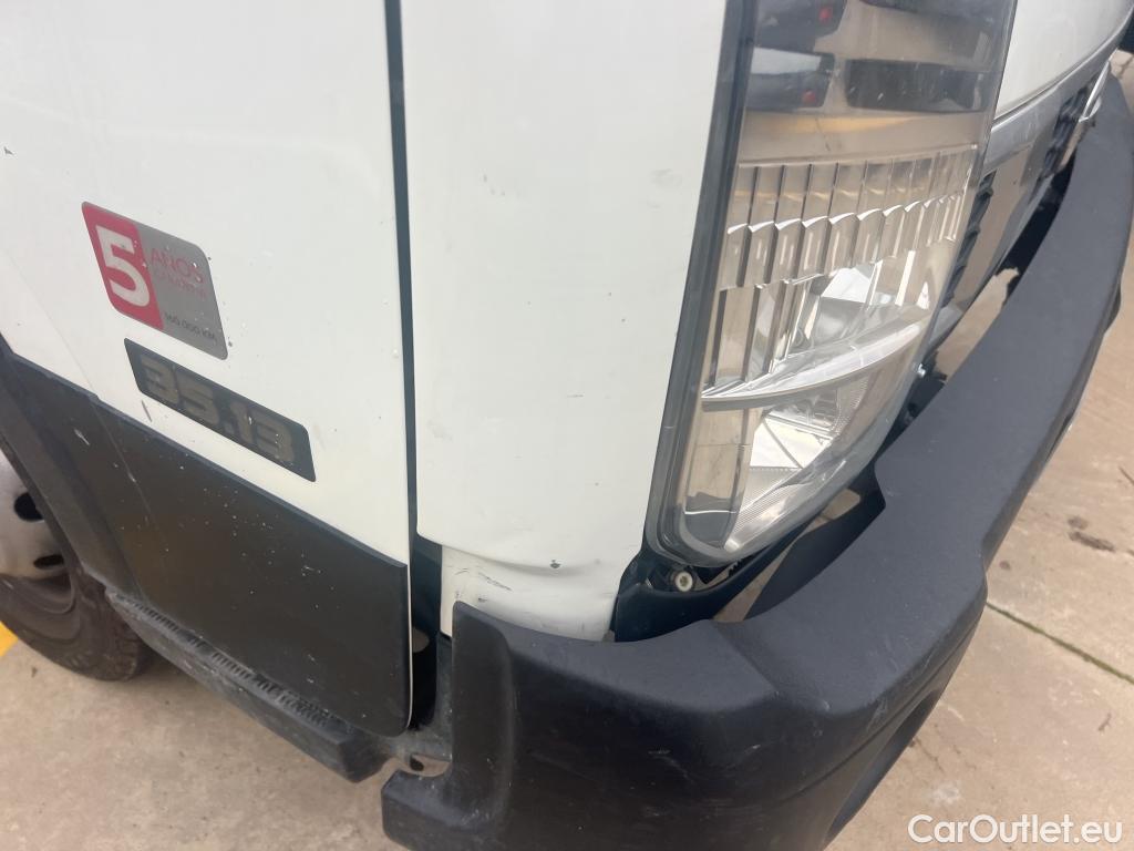  Nissan  NV400 NISSAN NT400 / 2014 / 2P / pick-up de lados abatibles 35.13/2 Básico CAL Cabina Abatible Media #13