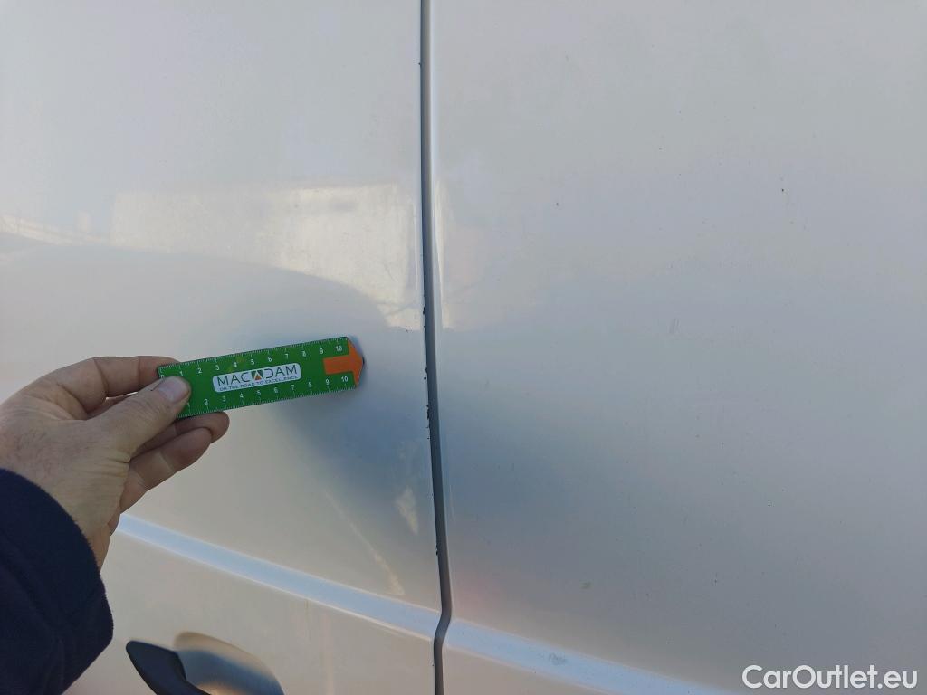  Opel  Combo OPEL  / 2018 / 3P / furgón derivado de turismo 1.5 TD 75kW (100CV) Express L H1 650kg (AC) #8