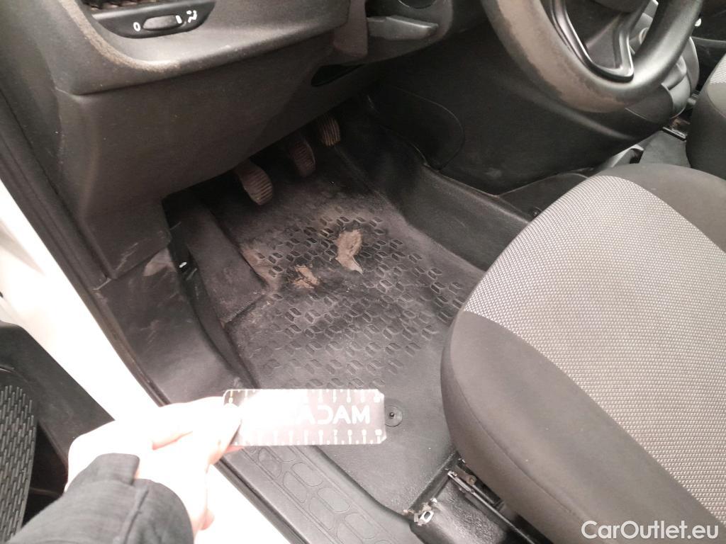  Fiat  Doblo FIAT Doblò Cargo/2015/3P/furgón derivado de turismo Cargo Base Plus 1.4 Tjet 89kW GNC  #6