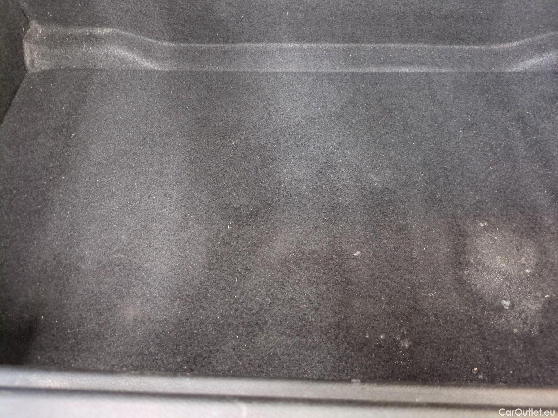  Mini  Cooper MINI Mini 5p Berline  Edition Heddon Street 136 ch #4