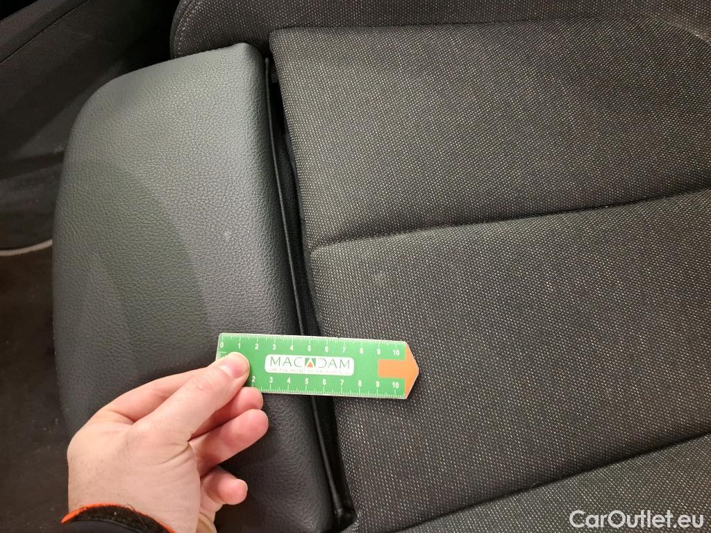  Bmw  Serie 1 Série 1 Berline 118 i Edition Sport 1.5 135CV BVA7 E6d #8