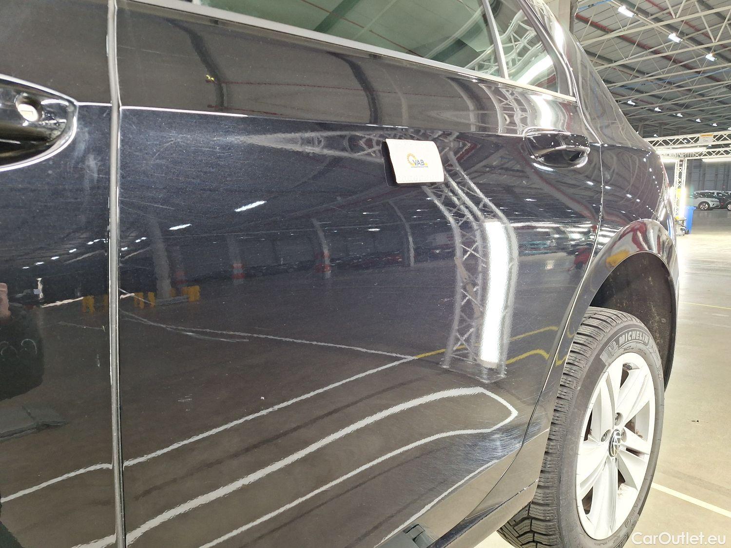  Volkswagen  Golf  VW, VIII '20, Volkswagen VIII 1.0 eTSI 81kW Life DSG 5d #26