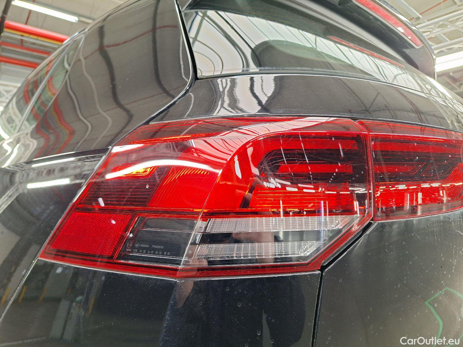  Volkswagen  Golf  VW, VIII '20, Volkswagen VIII 1.0 eTSI 81kW Life DSG 5d #24