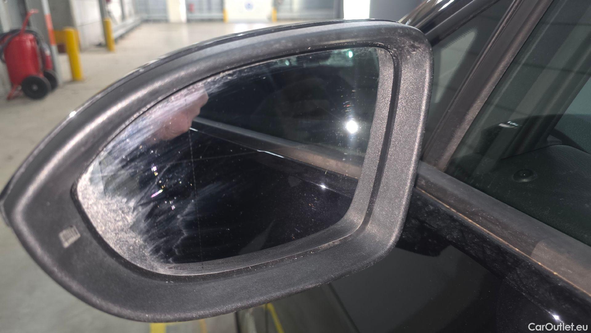  Volkswagen  Golf  VW, VIII '20, Volkswagen VIII 1.0 eTSI 81kW Life DSG 5d #1