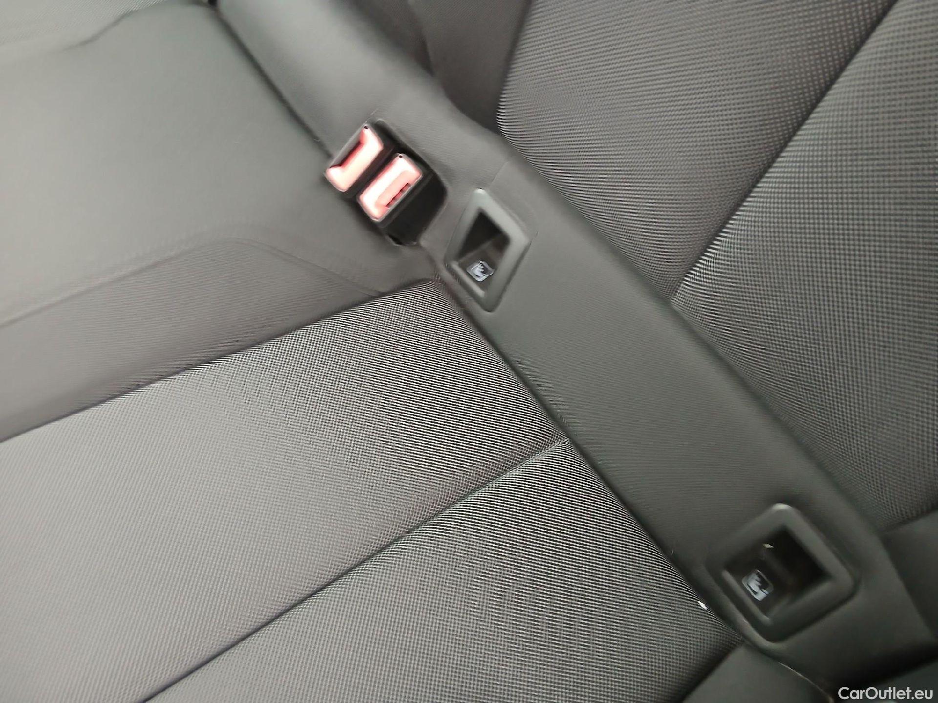  Audi  Q2 AUDI  / 2020 / 5P / todoterreno Advanced 30 TFSI 81kW (110CV) #18