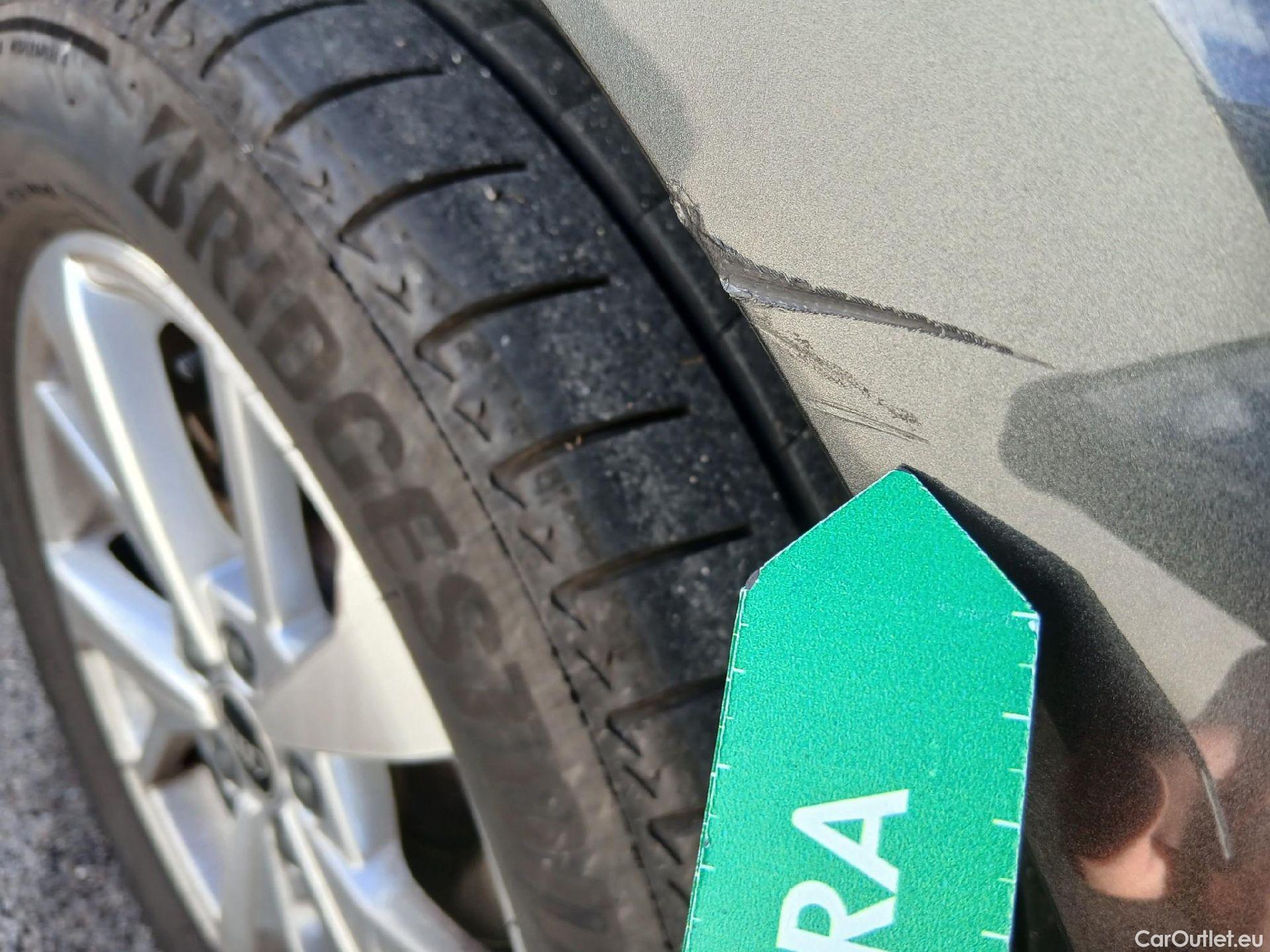  Audi  Q3 AUDI  / 2018 / 5P / todoterreno 45 TFSI e 180kW S tronic S Line #23