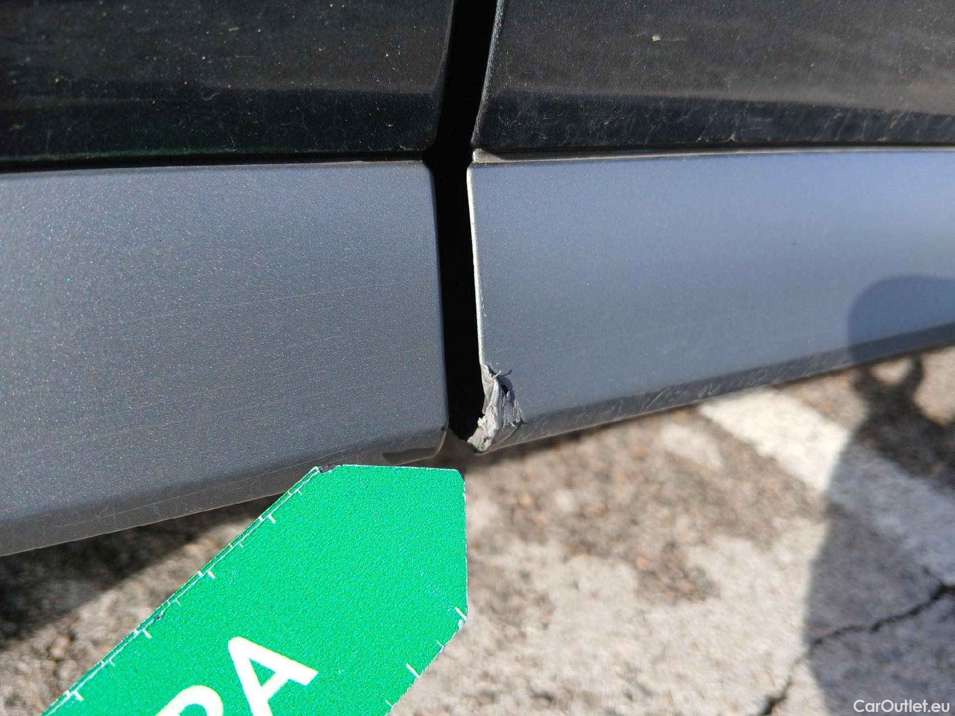  Audi  Q3 AUDI  / 2018 / 5P / todoterreno 45 TFSI e 180kW S tronic S Line #33