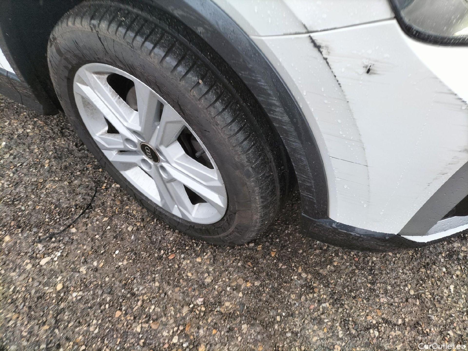  Audi  Q2 AUDI  / 2020 / 5P / todoterreno Advanced 35 TFSI 110kW (150CV) S tronic (AC) #4