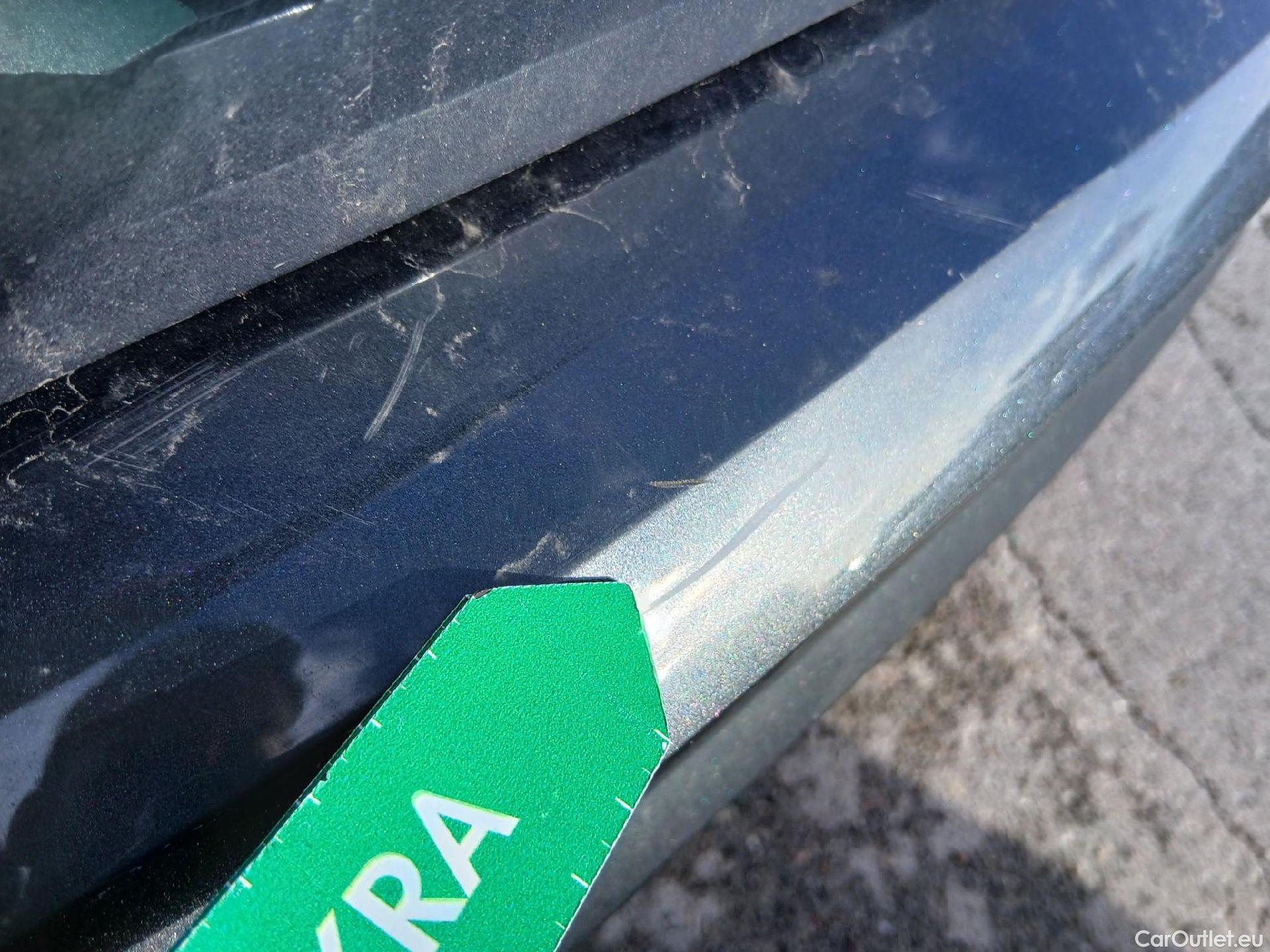  Audi  Q3 AUDI  / 2018 / 5P / todoterreno 45 TFSI e 180kW S tronic S Line #26