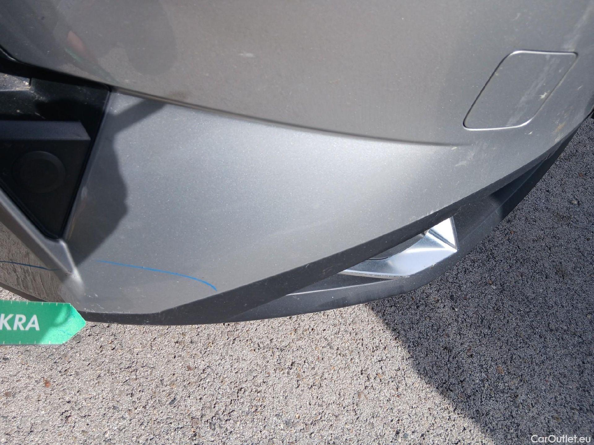  Nissan  Qashqai NISSAN  / 2021 / 5P / todoterreno DIG-T 116kW (158CV) mHEV Xtronic Acenta (AC8) #13