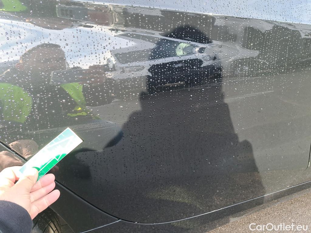  Bmw  Serie 1 BMW  / 2019 / 5P / berlina con portón 118d Business Auto. #23