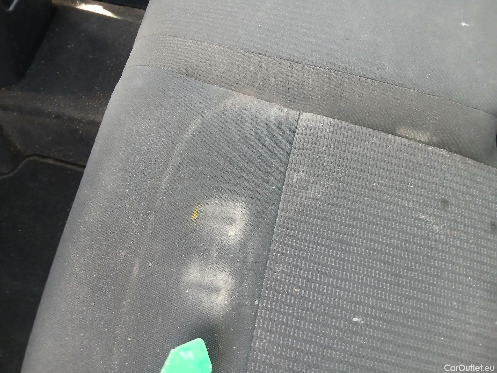  Nissan  Qashqai NISSAN  / 2021 / 5P / todoterreno DIG-T 116kW (158CV) mHEV Xtronic Acenta (AC8) #4