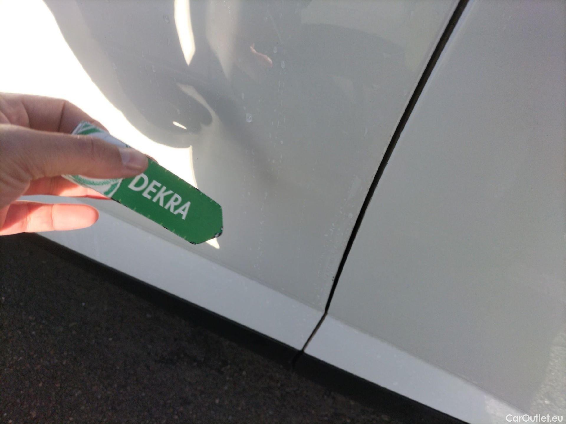  Nissan  Qashqai NISSAN  / 2021 / 5P / todoterreno DIG-T 116kW mHEV Xtronic Tekna (Skyline) #15