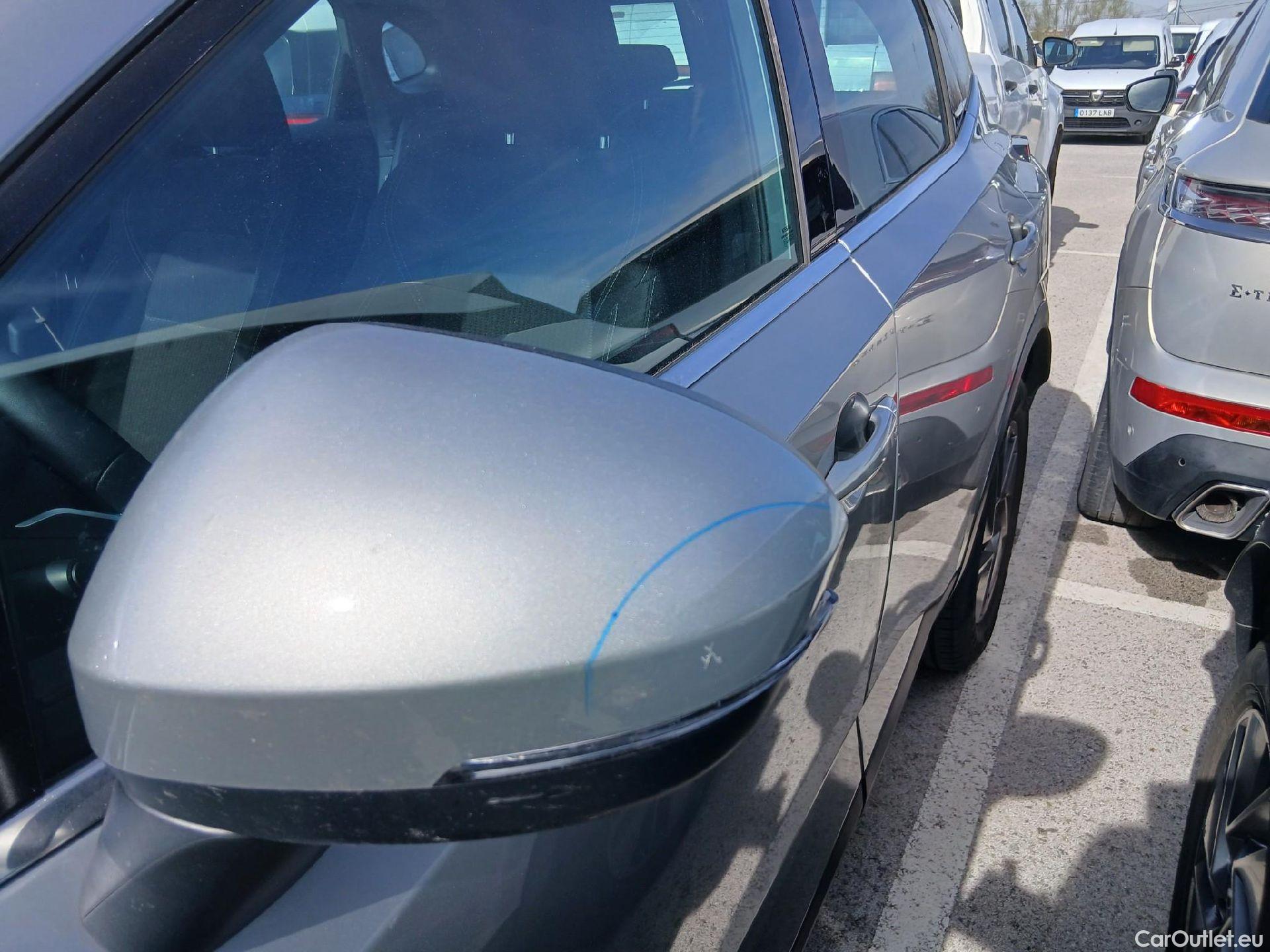  Nissan  Qashqai NISSAN  / 2021 / 5P / todoterreno DIG-T 116kW (158CV) mHEV Xtronic Acenta (AC8) #15