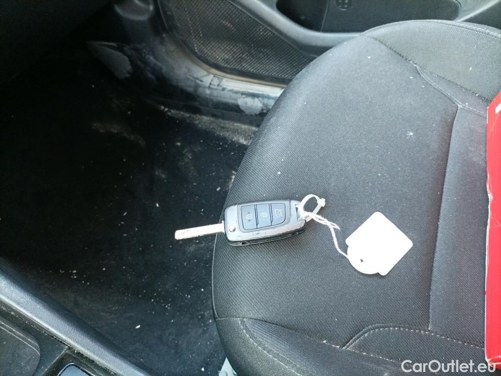  Hyundai  Tucson HYUNDAI  / 2020 / 5P / todoterreno 1.6 CRDI 85kW (115CV) Maxx #9