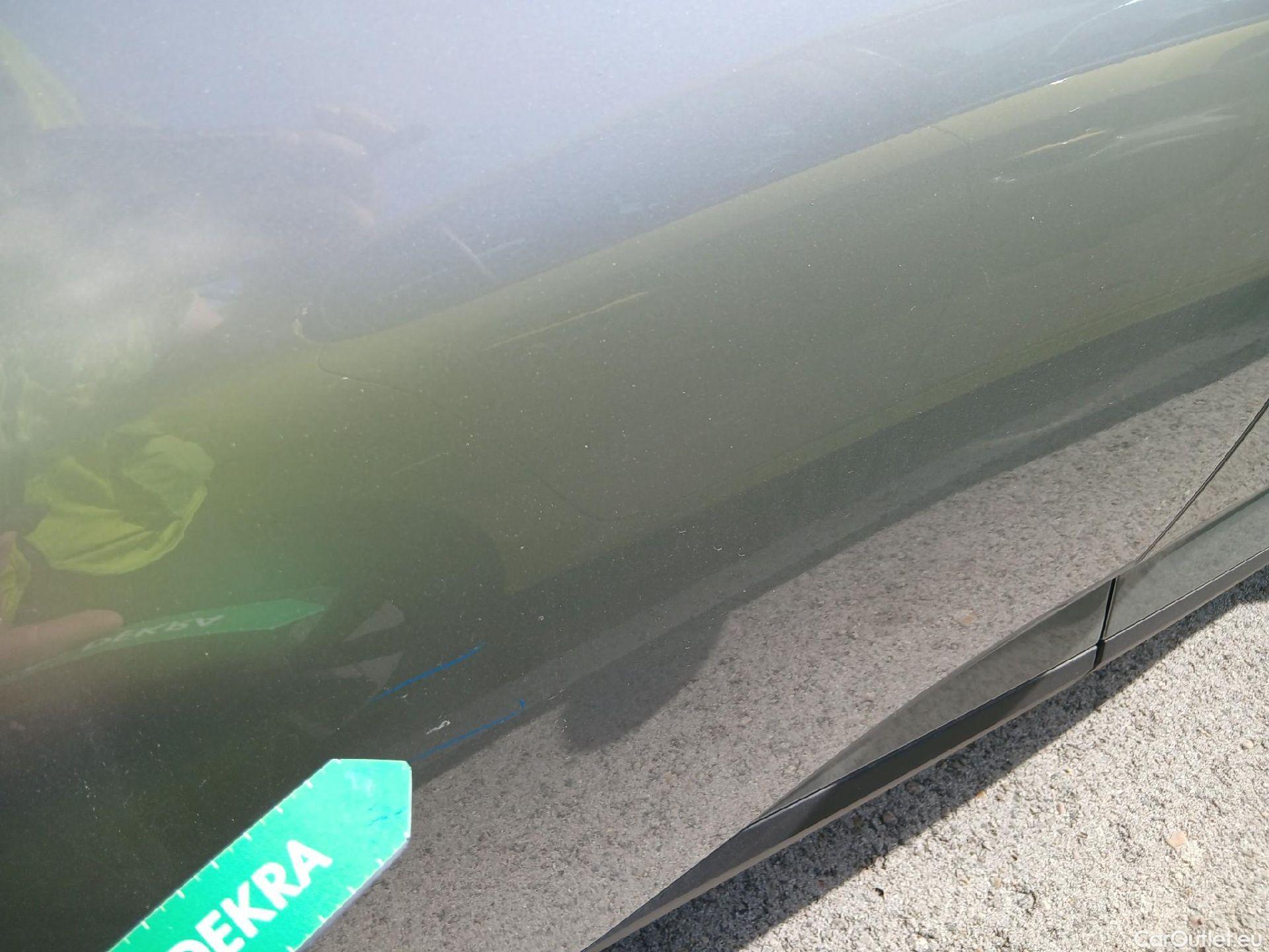  Nissan  Qashqai NISSAN  / 2021 / 5P / todoterreno DIG-T 116kW (158CV) mHEV Xtronic Acenta (AC8) #19