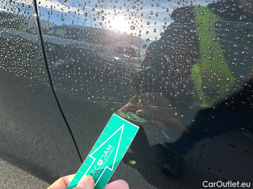  Bmw  Serie 1 BMW  / 2019 / 5P / berlina con portón 118d Business Auto. #41