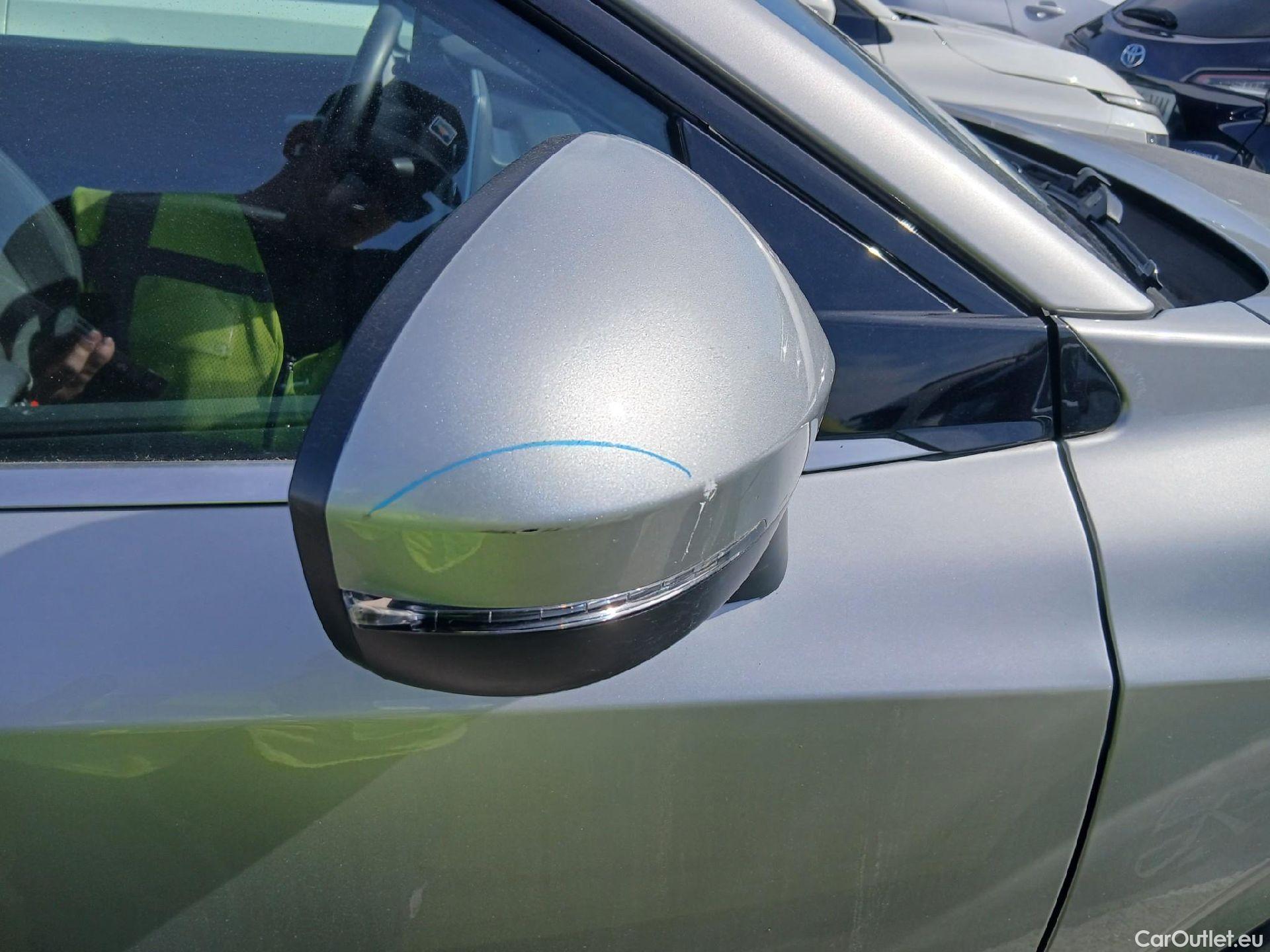  Nissan  Qashqai NISSAN  / 2021 / 5P / todoterreno DIG-T 116kW (158CV) mHEV Xtronic Acenta (AC8) #22