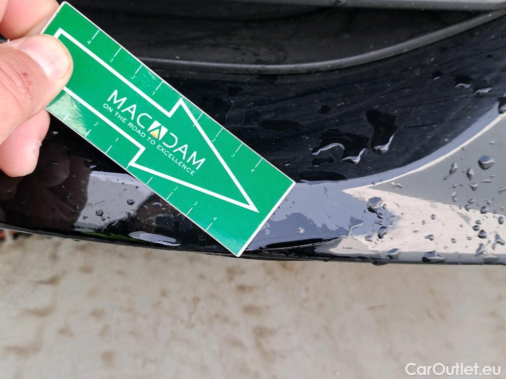  Bmw  Serie 1 BMW  / 2019 / 5P / berlina con portón 118d Business Auto. #39