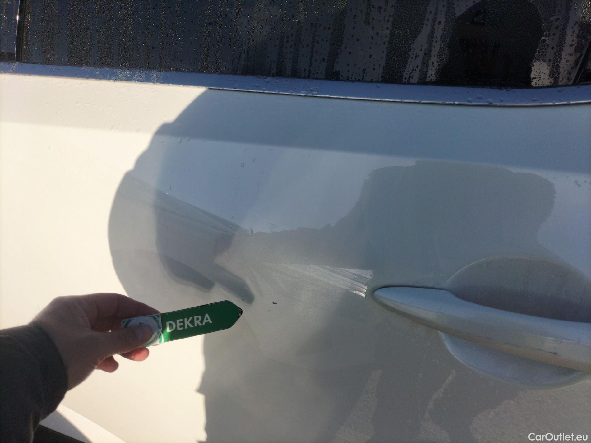  Nissan  Qashqai NISSAN  / 2021 / 5P / todoterreno DIG-T 116kW mHEV Xtronic Tekna (Skyline) #17