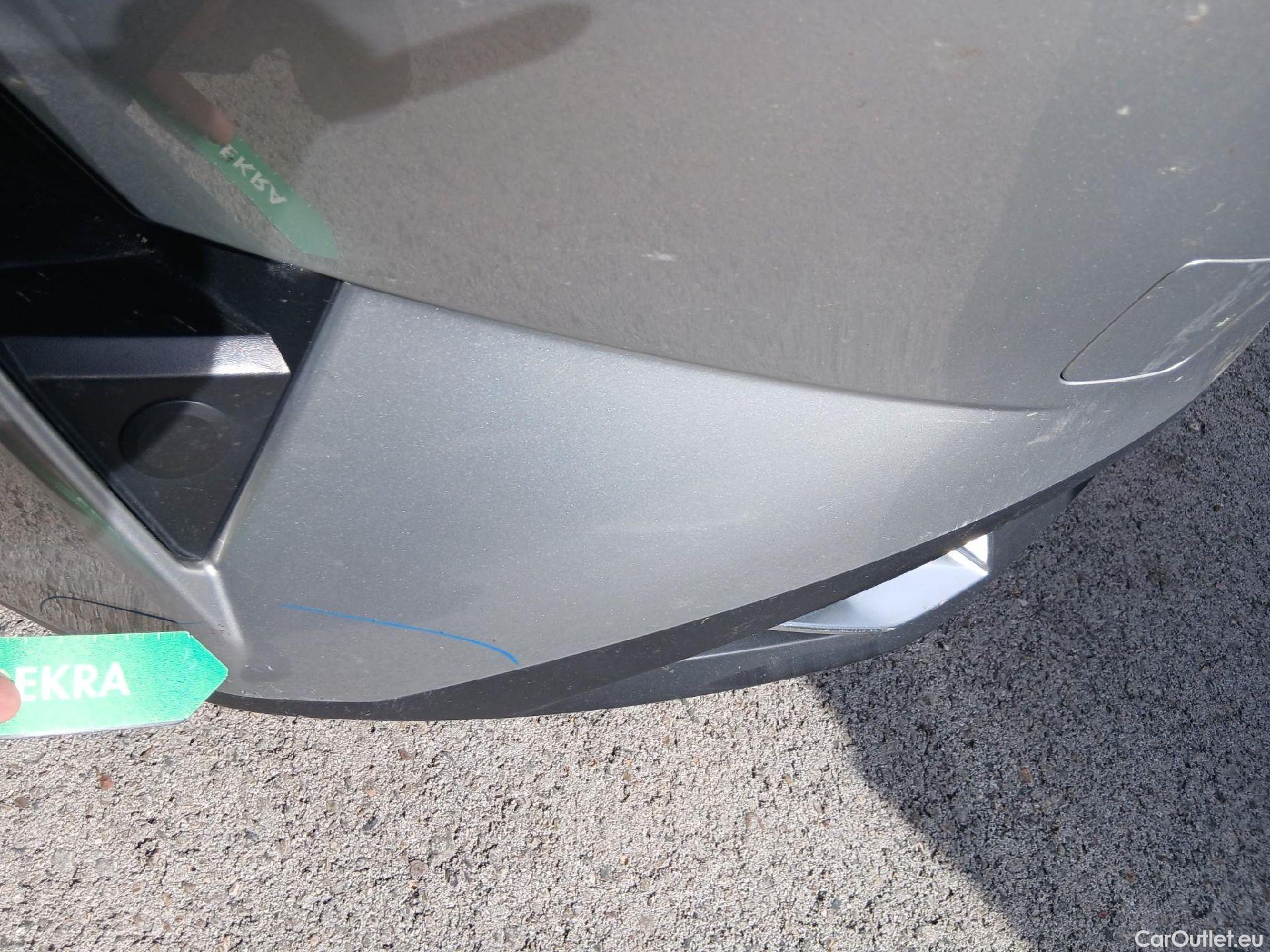  Nissan  Qashqai NISSAN  / 2021 / 5P / todoterreno DIG-T 116kW (158CV) mHEV Xtronic Acenta (AC8) #11