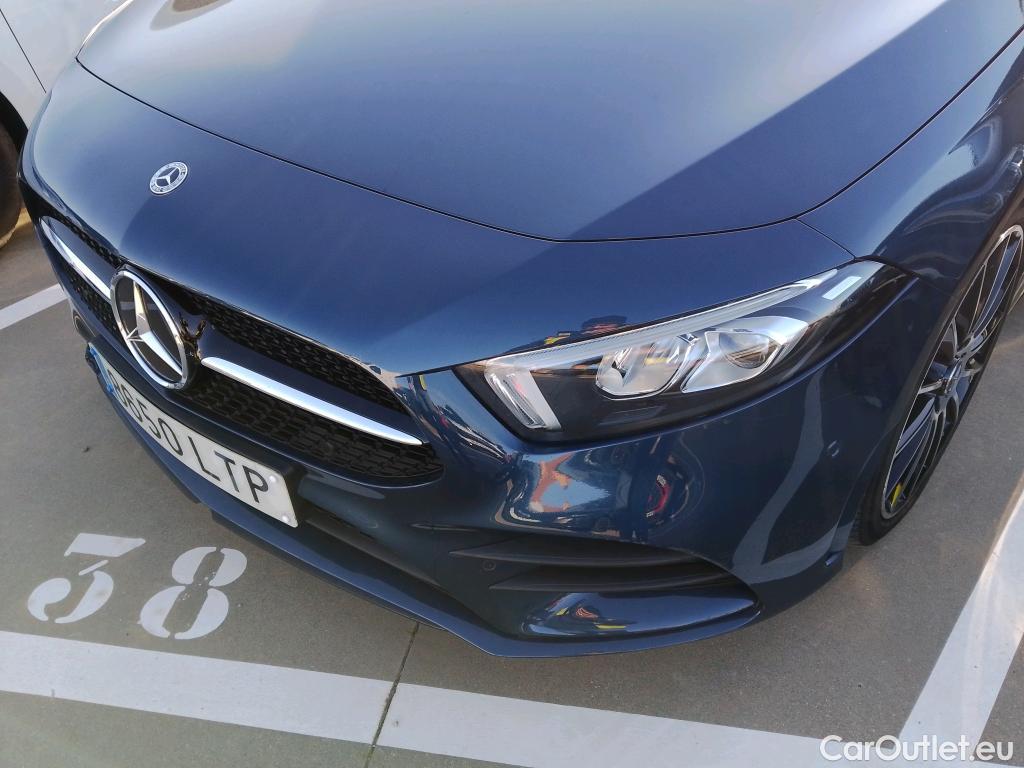  Mercedes  A-Klasse MERCEDES-BENZ Clase A / 2018 / 5P / berlina con portón A 220 d #7