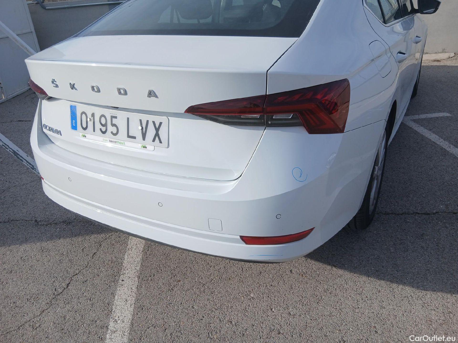  Skoda  Octavia SKODA  / 2020 / 5P / berlina con portón 2.0 TDI 85kW (115 CV) Manual Ambition #10