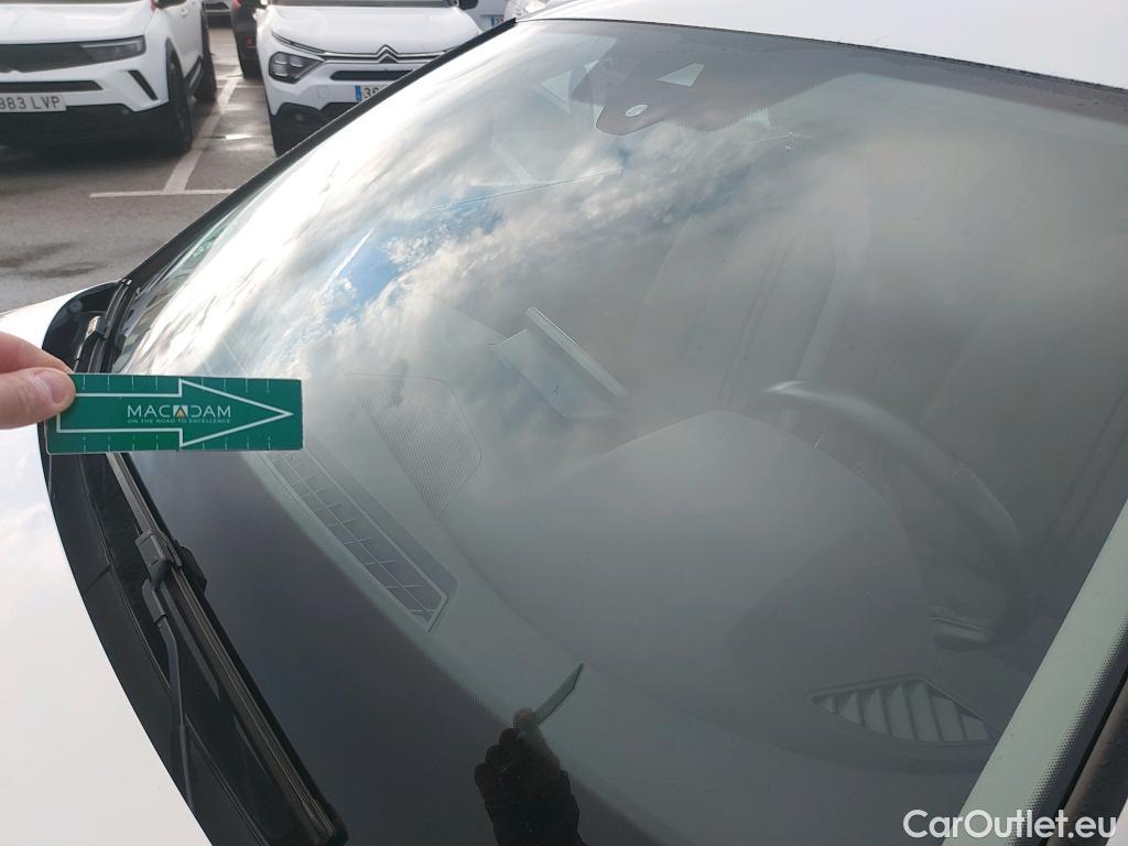  Land Rover  Discovery SEAT Nuevo León / 2020 / 5P / berlina con portón 1.0 TSI 81kW S&S Style Go(SP) #1