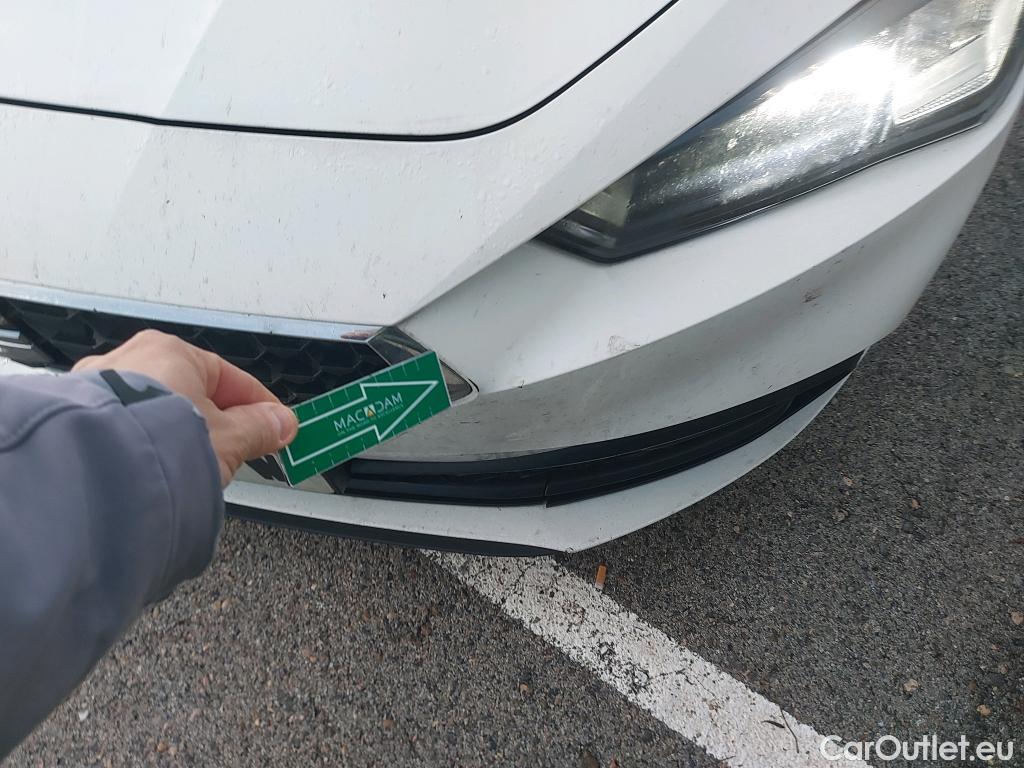  Land Rover  Discovery SEAT Nuevo León / 2020 / 5P / berlina con portón 1.0 TSI 81kW S&S Style Go(SP) #15