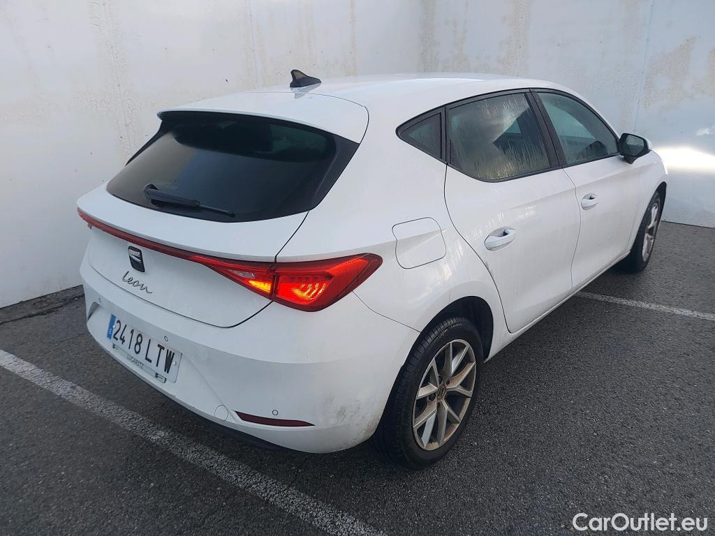  Land Rover  Discovery SEAT Nuevo León / 2020 / 5P / berlina con portón 1.0 TSI 81kW S&S Style Go(SP) #16