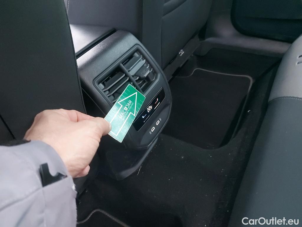  Land Rover  Discovery SEAT Nuevo León / 2020 / 5P / berlina con portón 1.0 TSI 81kW S&S Style Go(SP) #12