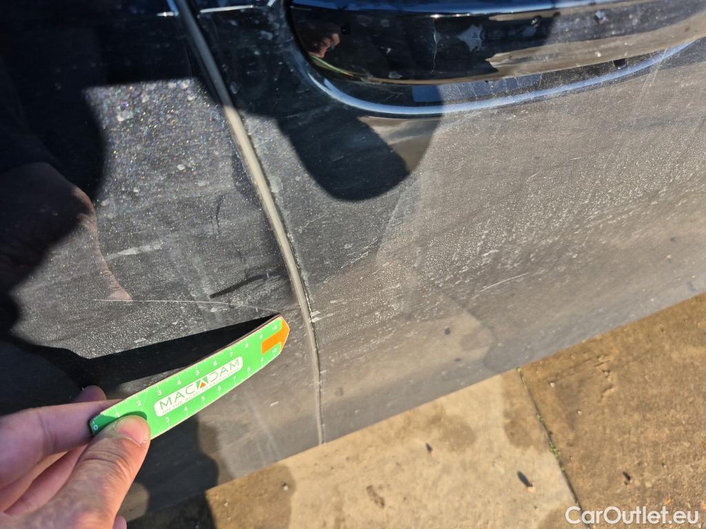  Volkswagen  Golf  VOLKSWAGEN / 2020 / 5P / berlina con portón Life 1.0 eTSI 81kW (110CV) DSG #4