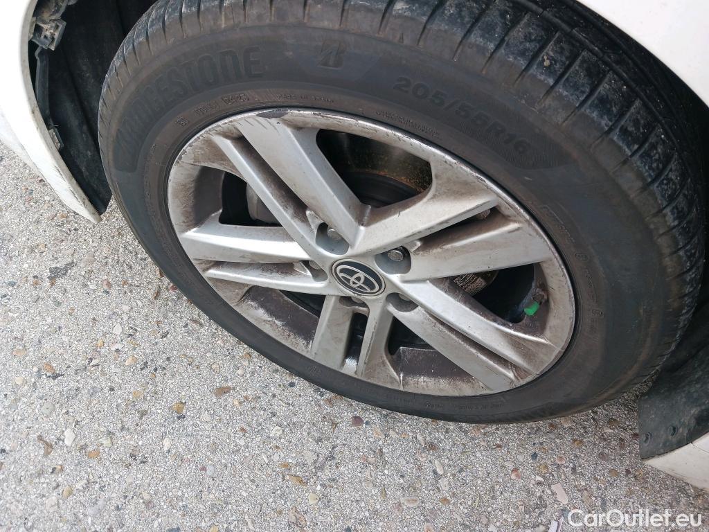  Toyota  Corolla TOYOTA  1.8 125H ACTIVE TECH E-CVT #23